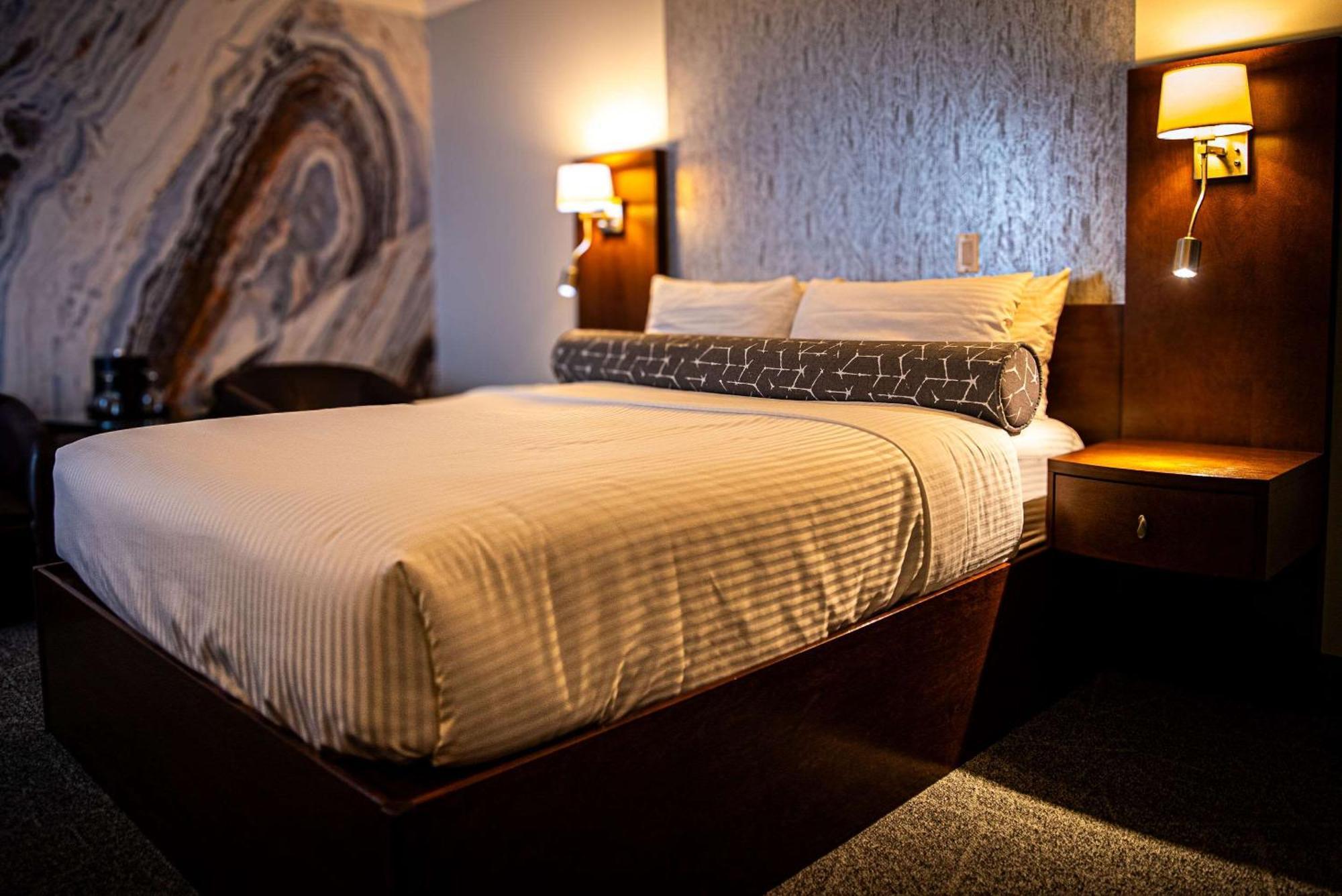 Le Noranda Hotel & Spa, Ascend Hotel Collection Rouyn Eksteriør billede